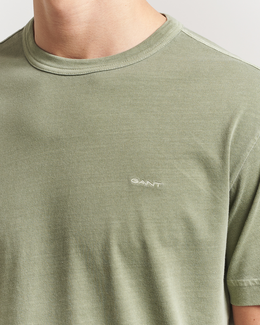 Herre | T-Shirts | GANT | Sunfaded T-Shirt Kalamata Green