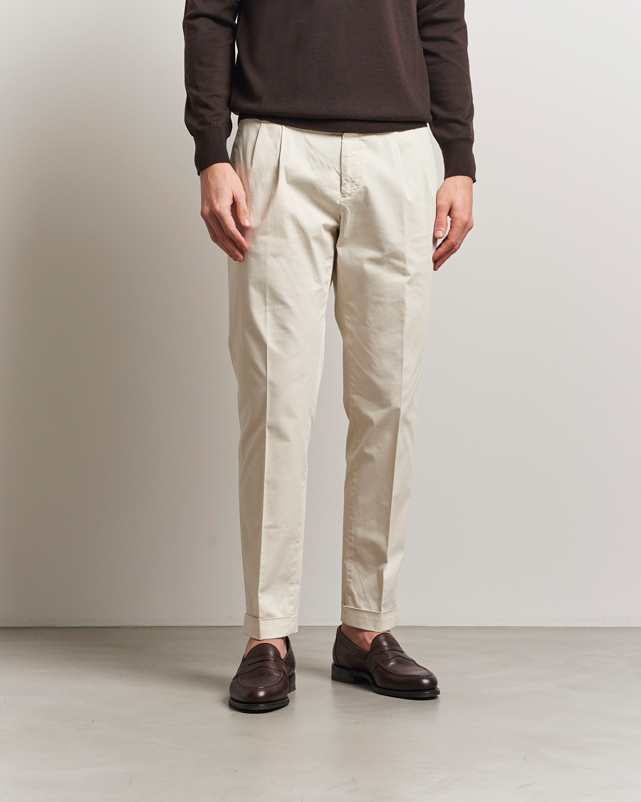Herre | Bukser | Briglia 1949 | Easy Fit Pleated Cotton Stretch Chino Cream