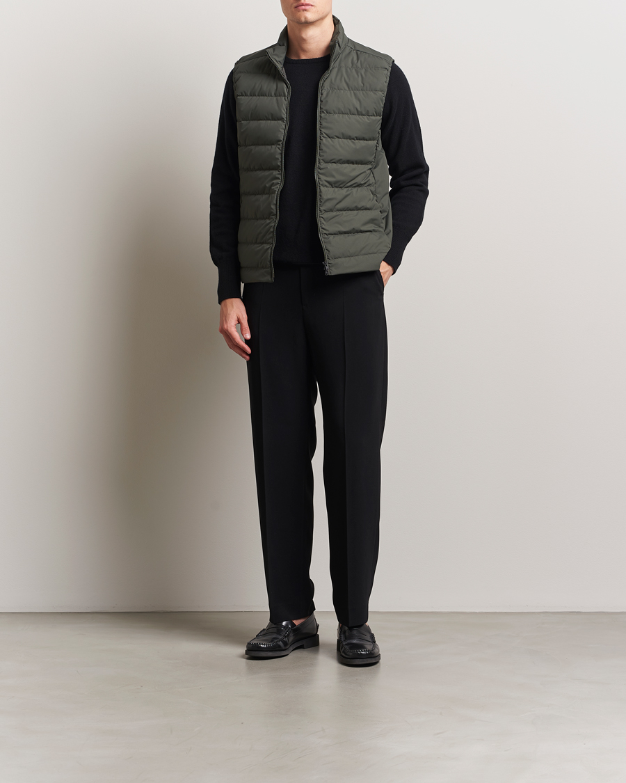 Herre | Jakker | Scandinavian Edition | Ratio II Lightweight Padded Vest Dark Olive