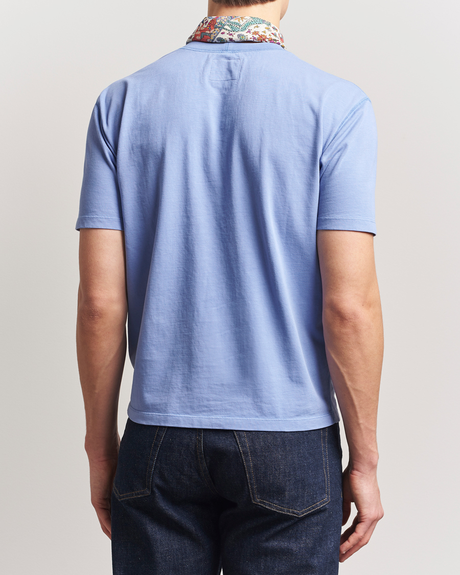 Herre | T-Shirts | Drake's | Embroidered Hiking T-Shirt Lavender Blue