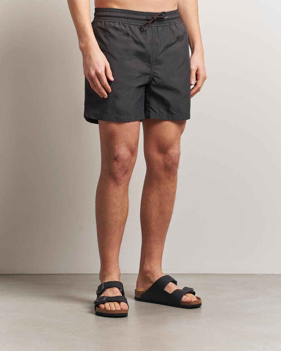 Herre | Badebukser | Colorful Standard | Classic Organic Swim Shorts Lava Grey