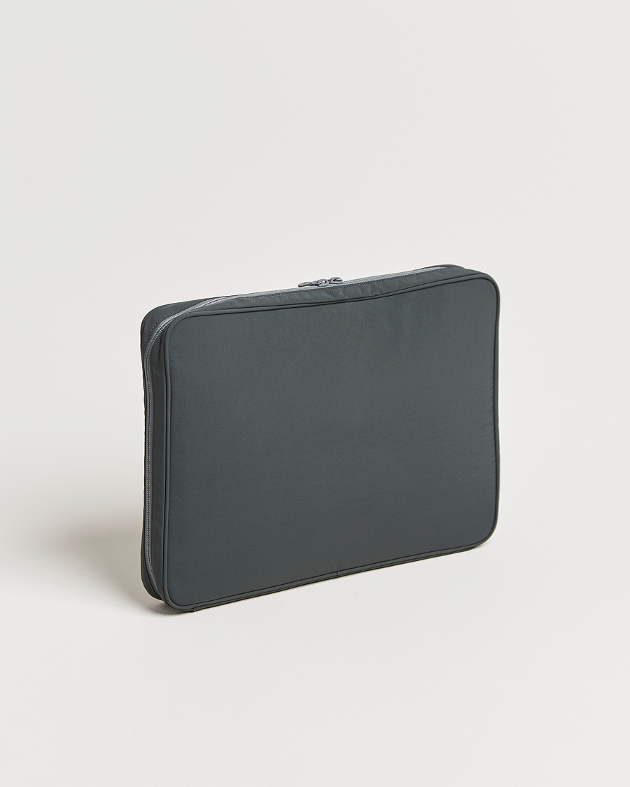 Herre | Tasker | mazi untitled | Nylon Laptop Pouch 16 Inch Grey