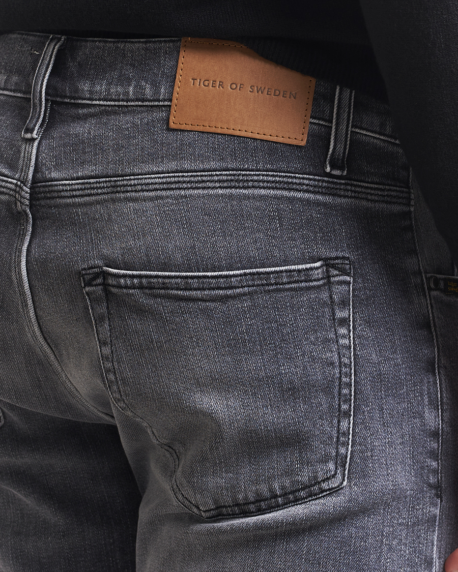 Herre | Jeans | Tiger of Sweden | Pistolero Stretch Cotton Jeans Washed Black