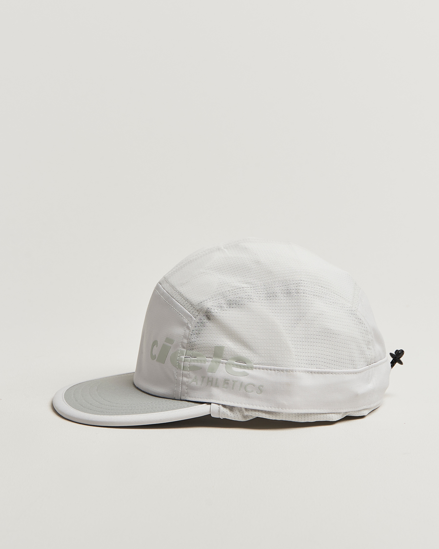 Herre | Hatte & kasketter | Ciele | GOCap Sun Shield Running Cap Light Grey