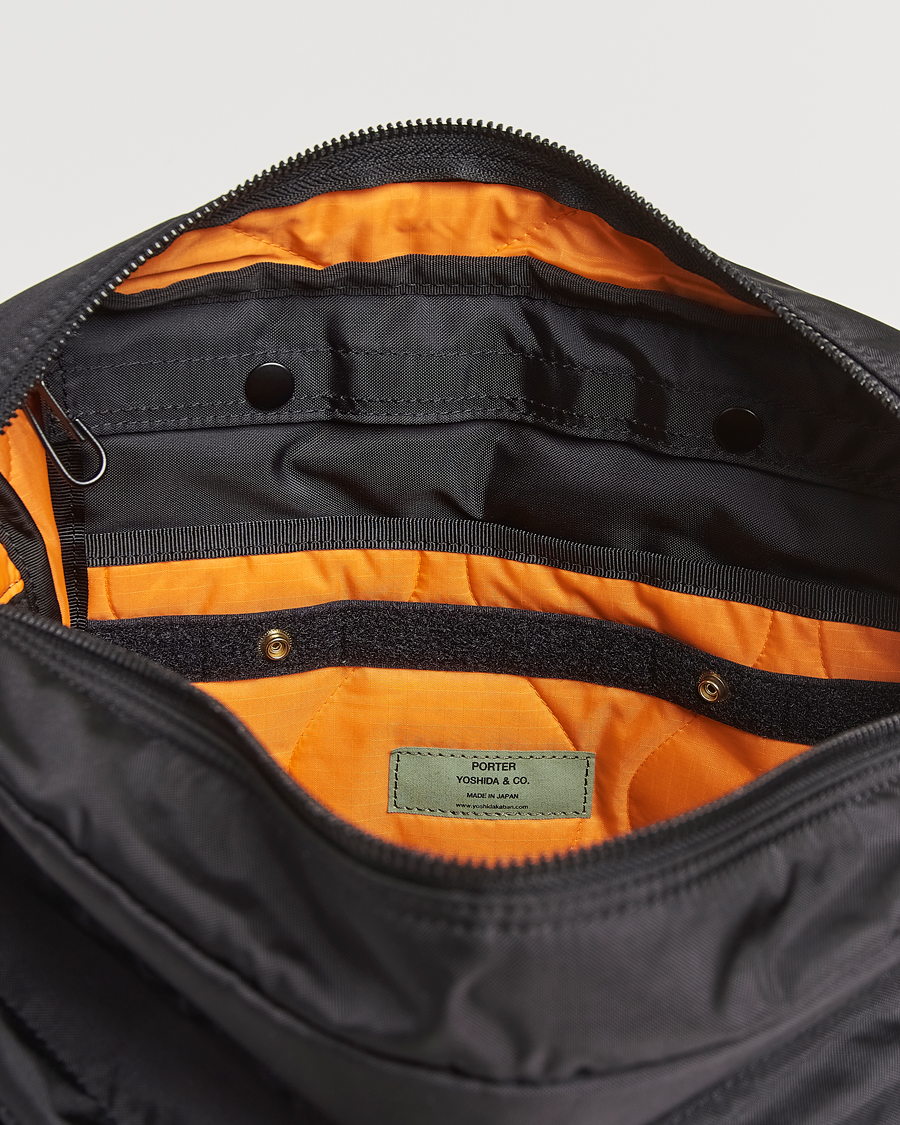 Herre | Tasker | Porter-Yoshida & Co. | Porter-Yoshida & Co.Force Shoulder BagBlack