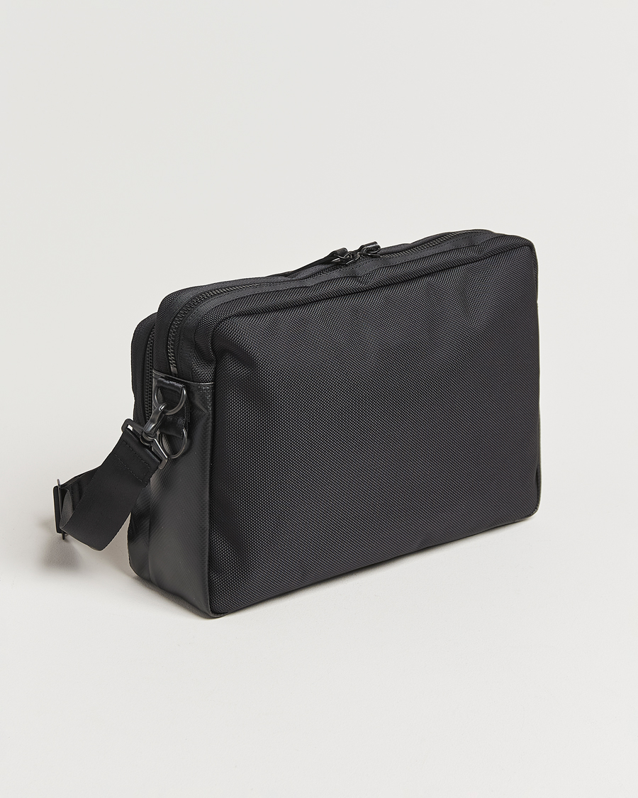 Herre | Tasker | Porter-Yoshida & Co. | Heat Shoulder Bag Black