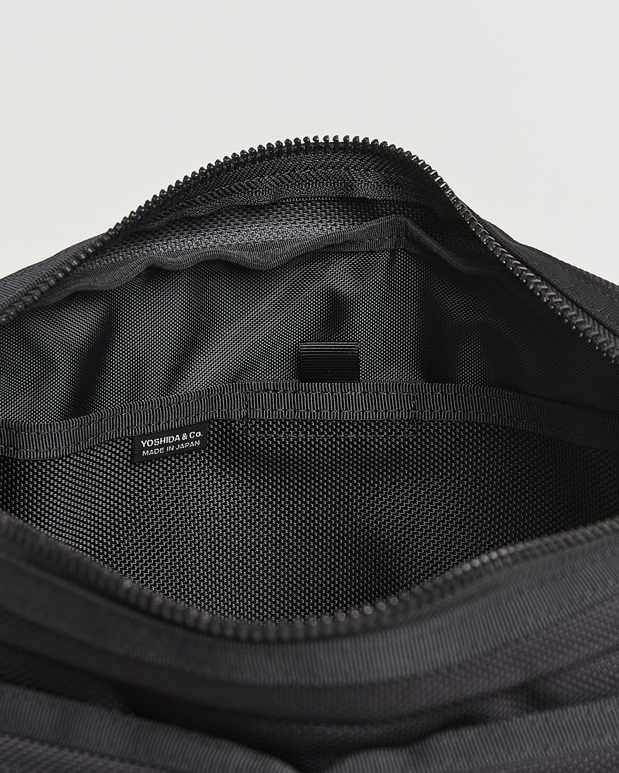 Herre | Tasker | Porter-Yoshida & Co. | Heat Shoulder Bag Black
