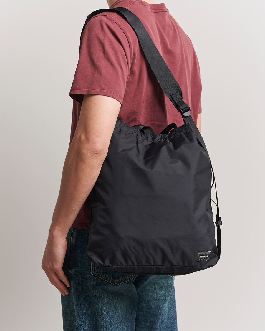 Herre | Tasker | Porter-Yoshida & Co. | Porter-Yoshida & Co.Flex 2Way Shoulder BagBlack
