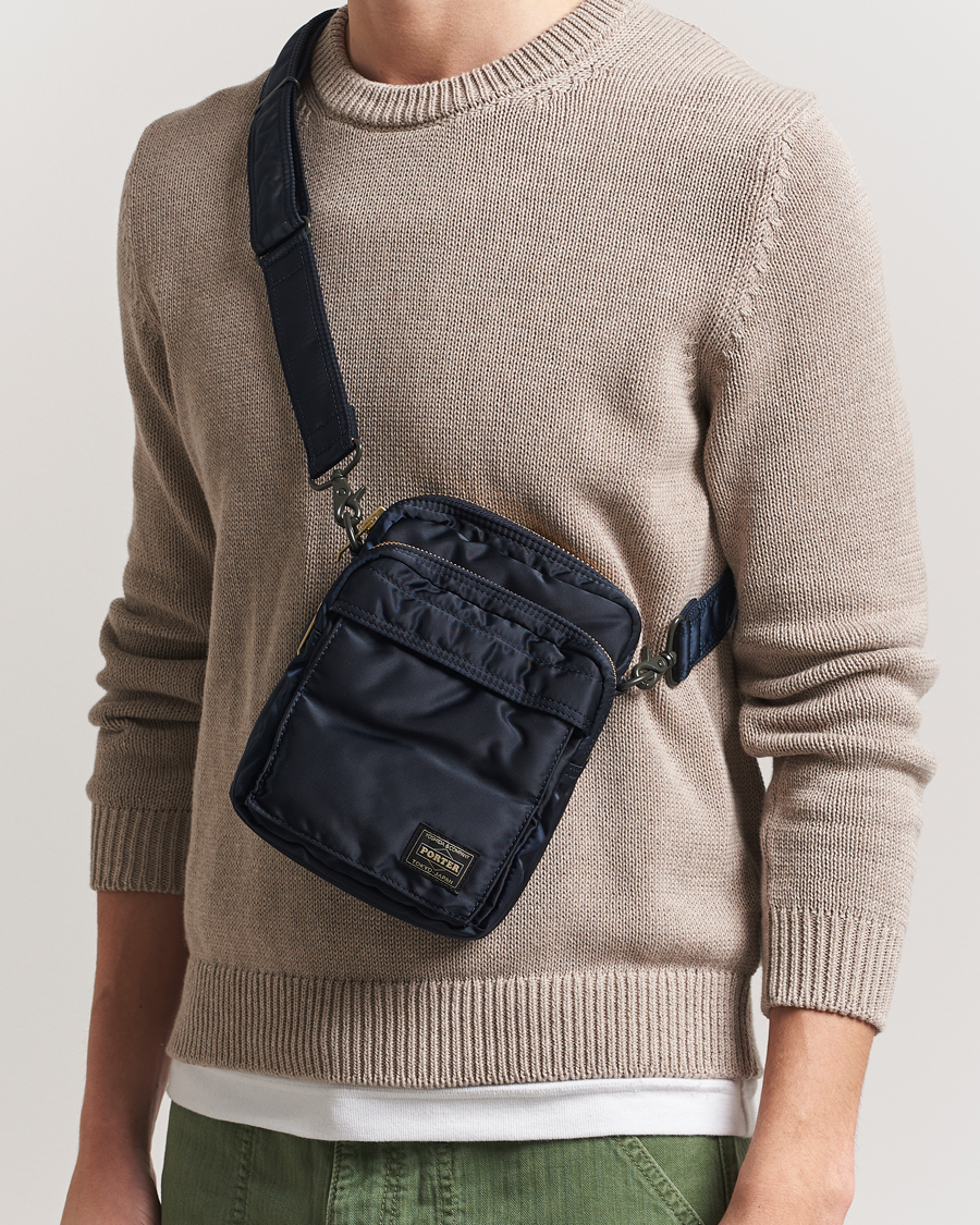 Herre | Tasker | Porter-Yoshida & Co. | Tanker Vertical Bag Navy