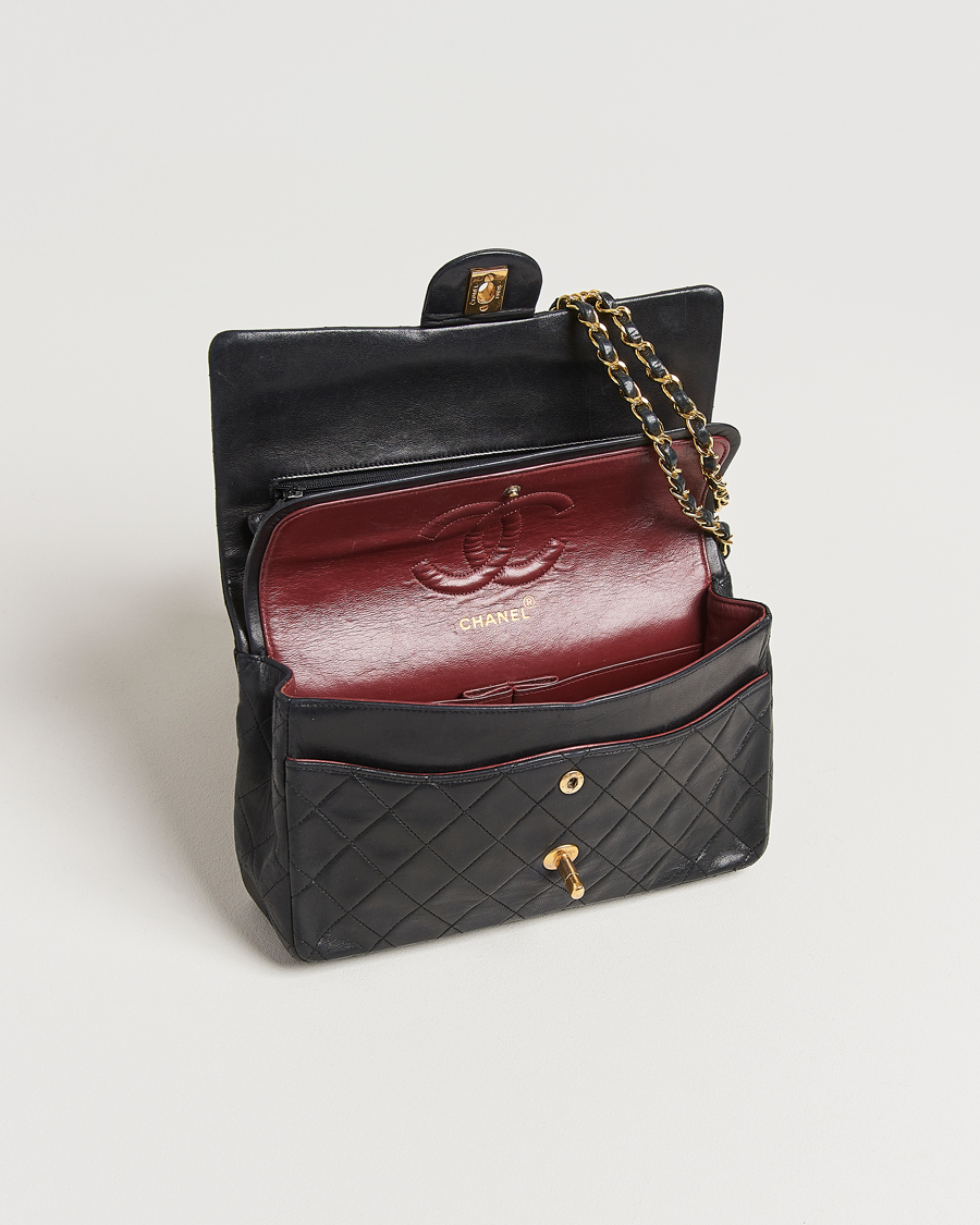 Herre | Chanel Pre-Owned Classic Medium Double Flap Bag Lambskin Black | Chanel Pre-Owned | Classic Medium Double Flap Bag Lambskin Black