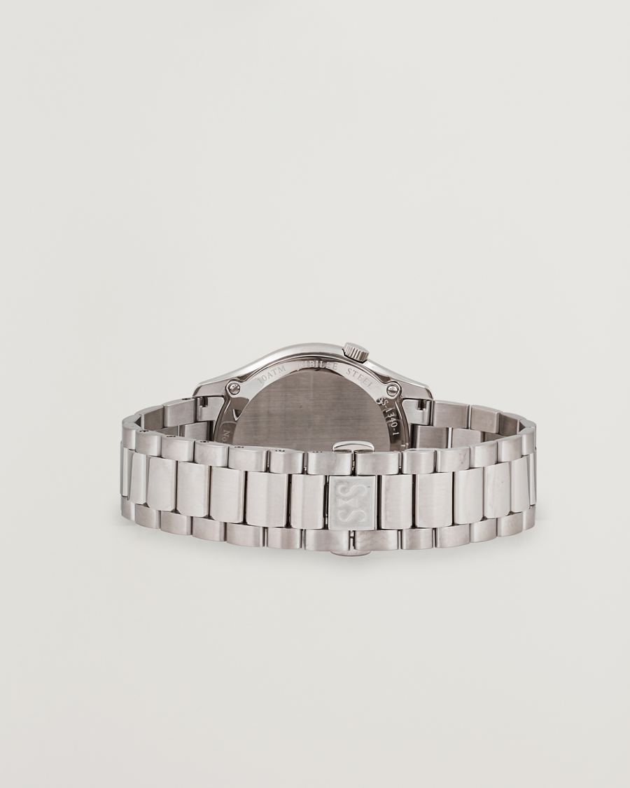 Herre | Sjöö Sandström Jubilee Steel Quartz 40mm Gold Bezel White/Steel | Sjöö Sandström | Jubilee Steel Quartz 40mm Gold Bezel White/Steel