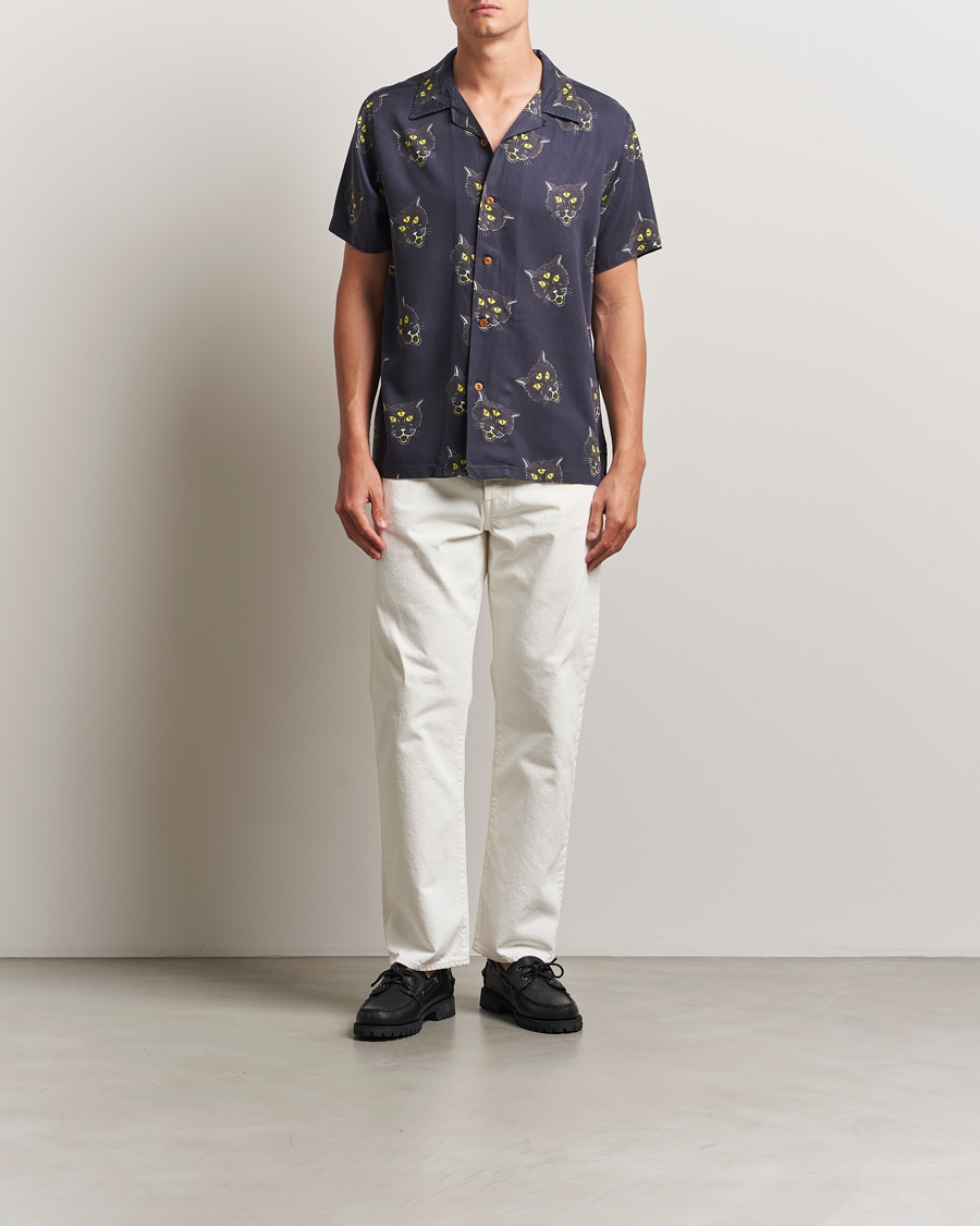 Herre | Skjorter | Nudie Jeans | Arvid The Cat Hawaii Shirt Antracite
