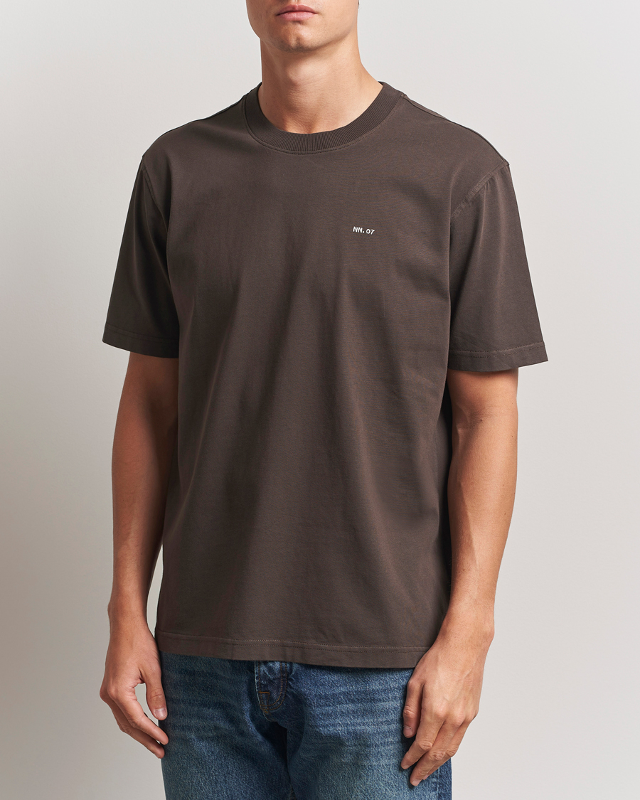 Herre | T-Shirts | NN07 | Adam Logo Crew Neck T-Shirt Coffee