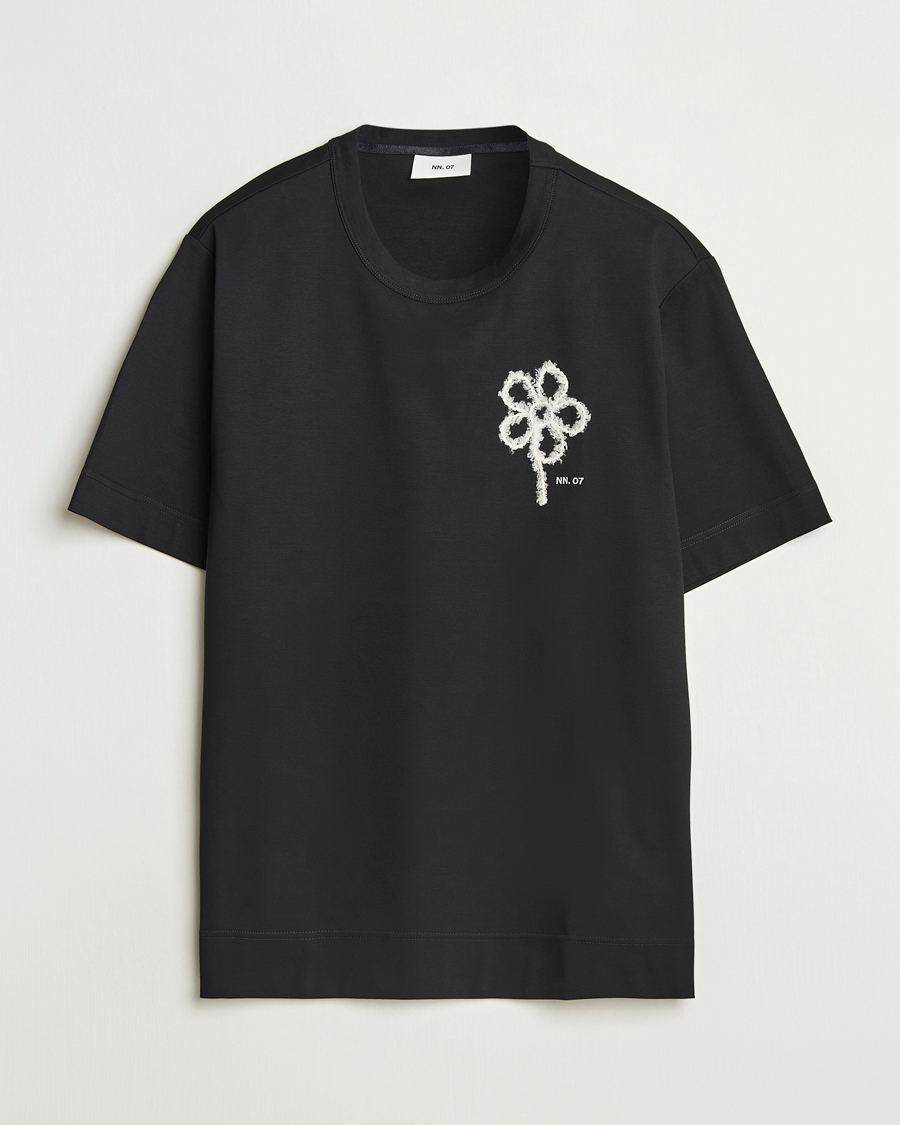 Herre | T-Shirts | NN07 | Pedro Embroidered Flower T-Shirt Black
