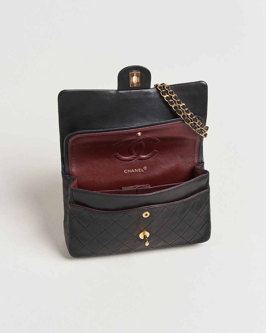 Herre | Chanel Pre-Owned Classic Medium Double Flap Bag Lambskin Black | Chanel Pre-Owned | Classic Medium Double Flap Bag Lambskin Black