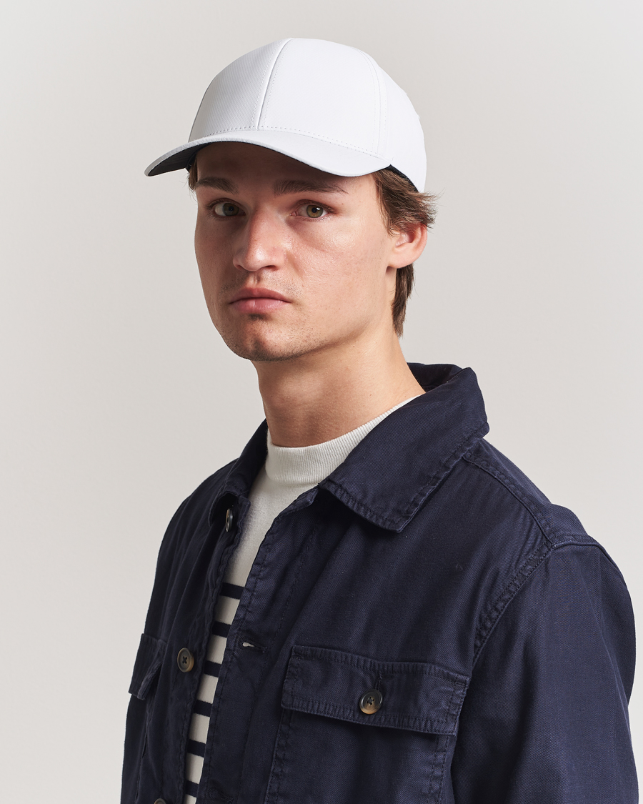 Herre | Hatte & kasketter | Varsity Headwear | Active Tech Cap White