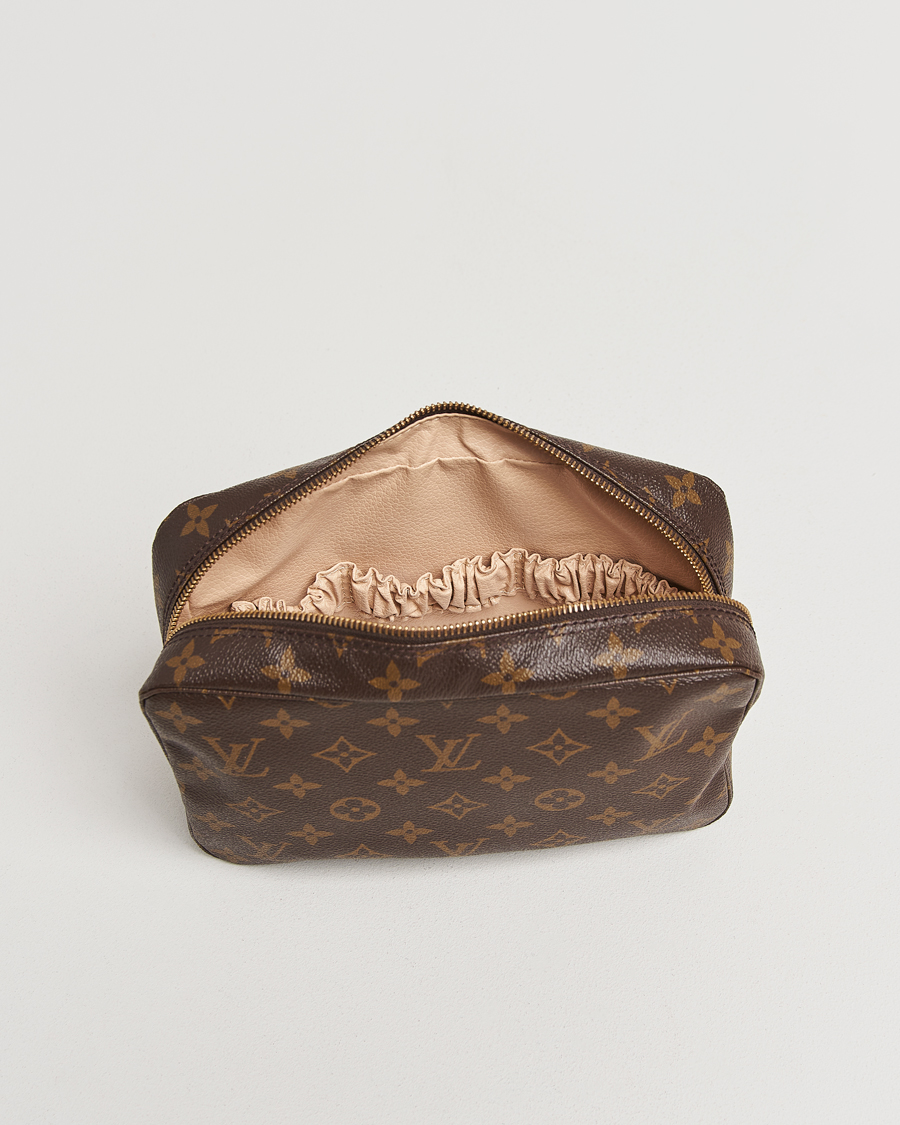 Herre | Louis Vuitton Pre-Owned Monogram Trousse Toilette 23 | Louis Vuitton Pre-Owned | Monogram Trousse Toilette 23