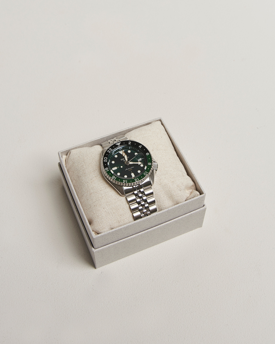 Herre | Seiko 5 Sports Automatic GMT Diver Steel 42mm Green Dial | Seiko | 5 Sports Automatic GMT Diver Steel 42mm Green Dial