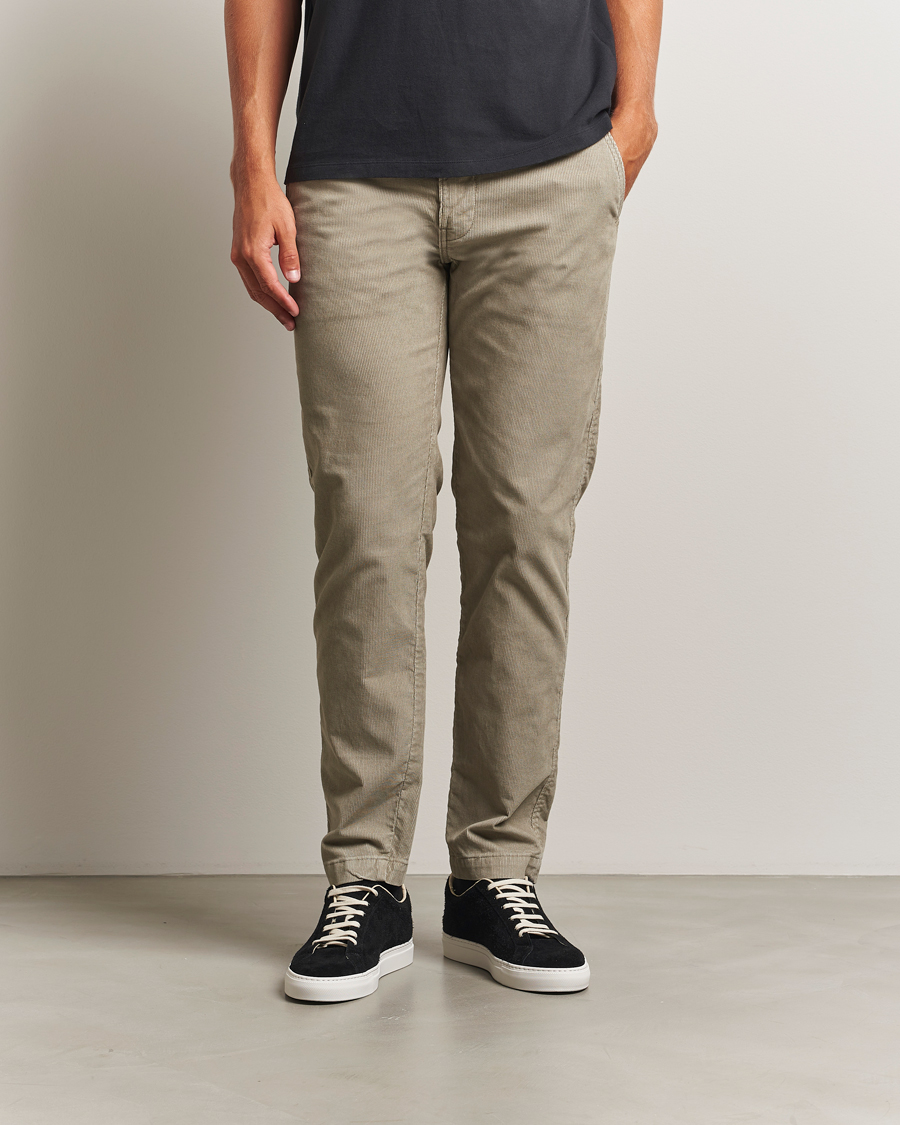 Herre | Bukser | Levi's | 14W Corduroy Chino Atomic Grey