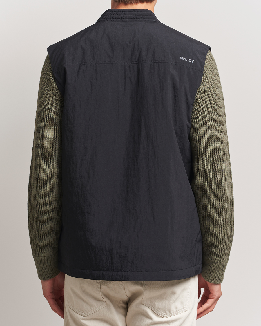 Herre | Veste | NN07 | Yuki Padded Vest Black