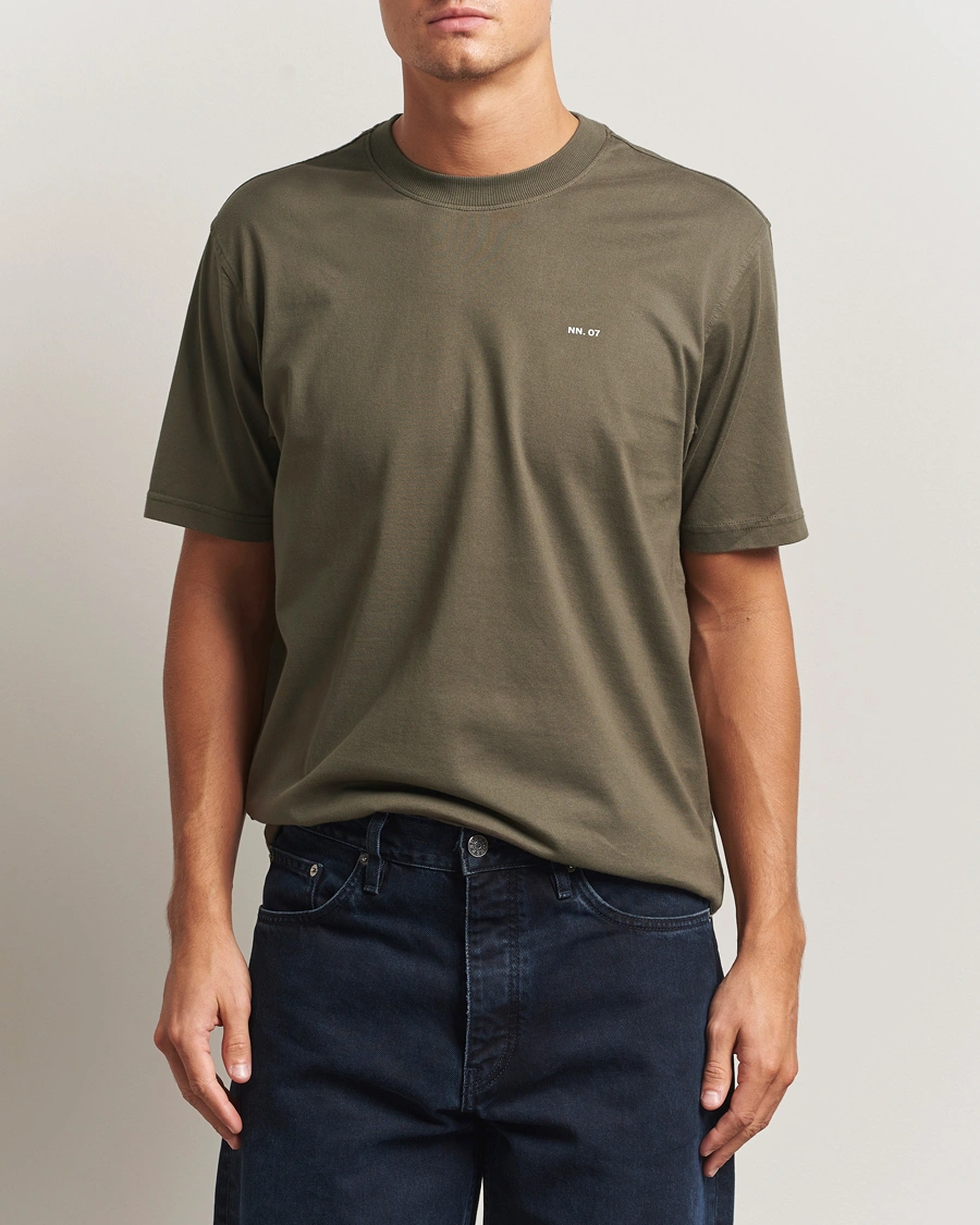 Herre | T-Shirts | NN07 | Abel Logo Crew Neck T-Shirt Capers Green