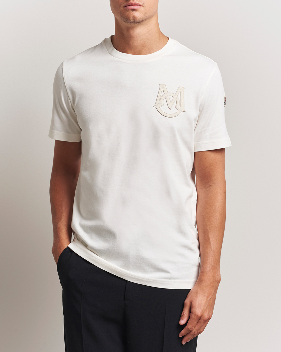 Herre | T-Shirts | Moncler | Embossed Logo T-Shirt Off White