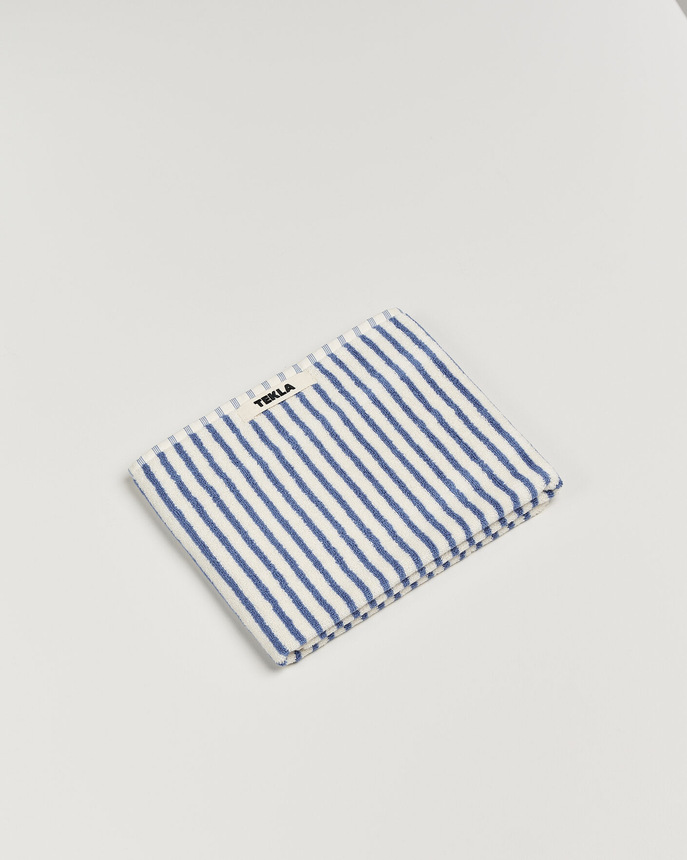 Herre | Tekstiler | Tekla | Organic Terry Hand Towel Coastal Blue Stripes