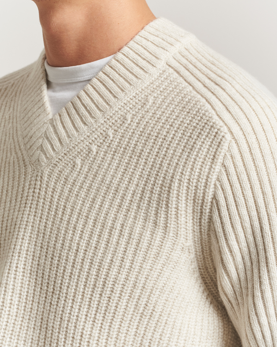 Herre | Trøjer | BOSS ORANGE | Karinet Ribbed Wool Knitted V-Neck Light Beige