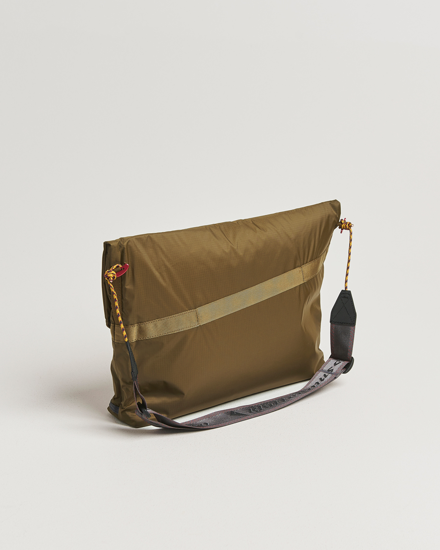 Herre | Tasker | Klättermusen | Grid Messenger Bag Olive