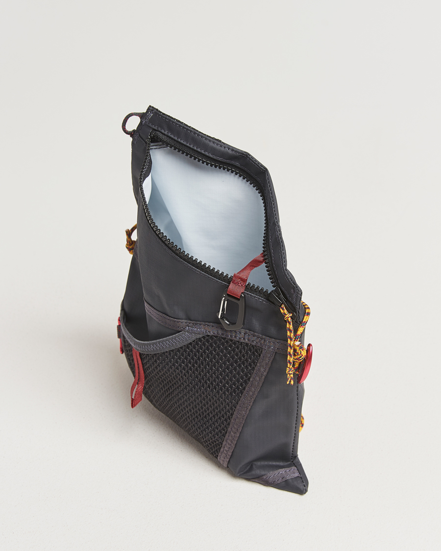 Herre | Tasker | Klättermusen | Hrid WP 1,5L Accessory Bag Raven