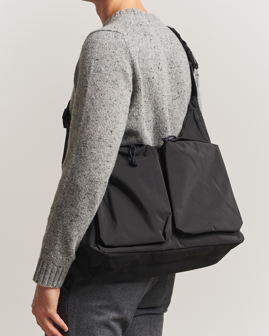 Herre | Tasker | NN07 | Nylon Ripstop Messenger Bag Black