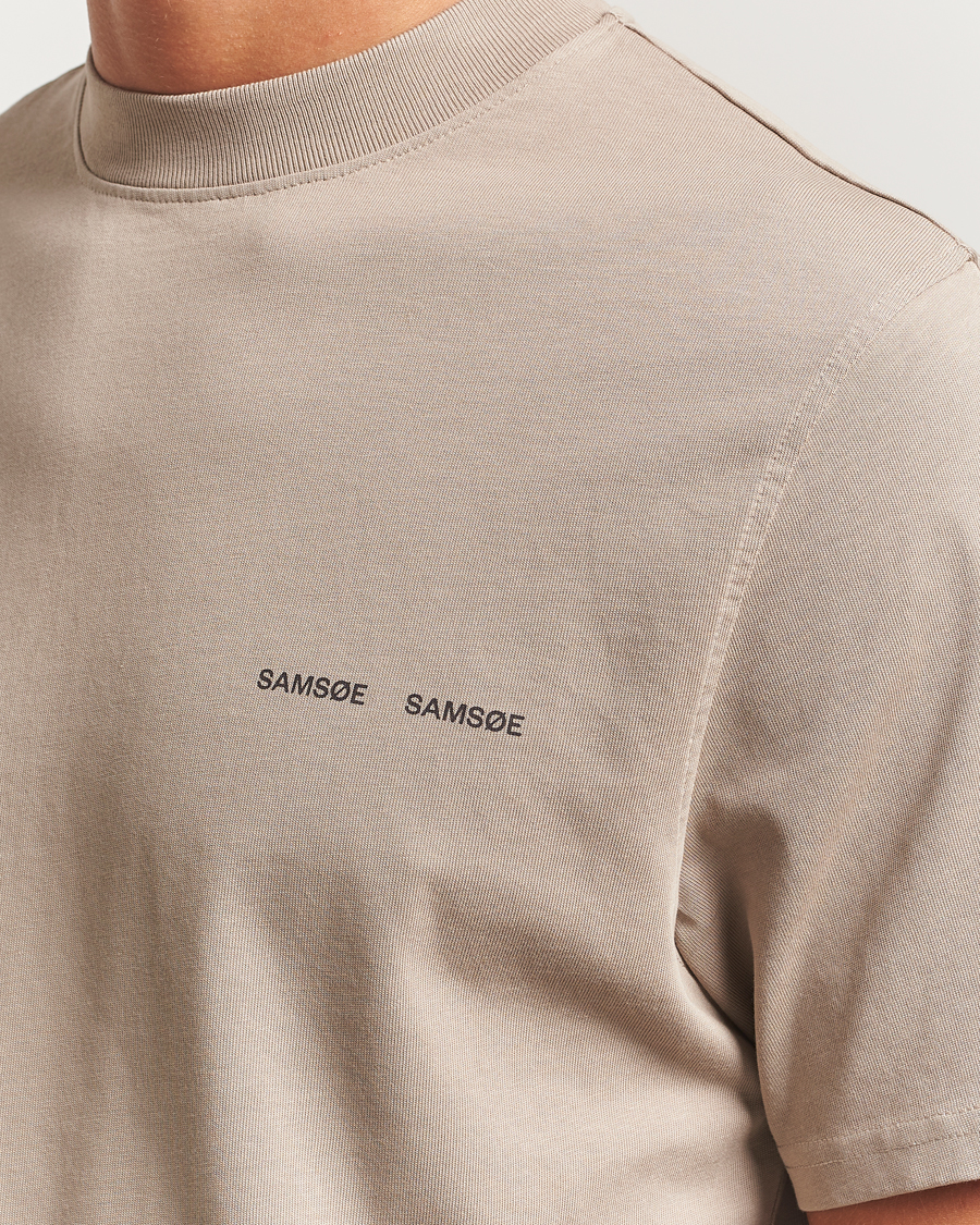 Herre | T-Shirts | Samsøe Samsøe | Norsbro Crew Neck T-Shirt Elephant Skin