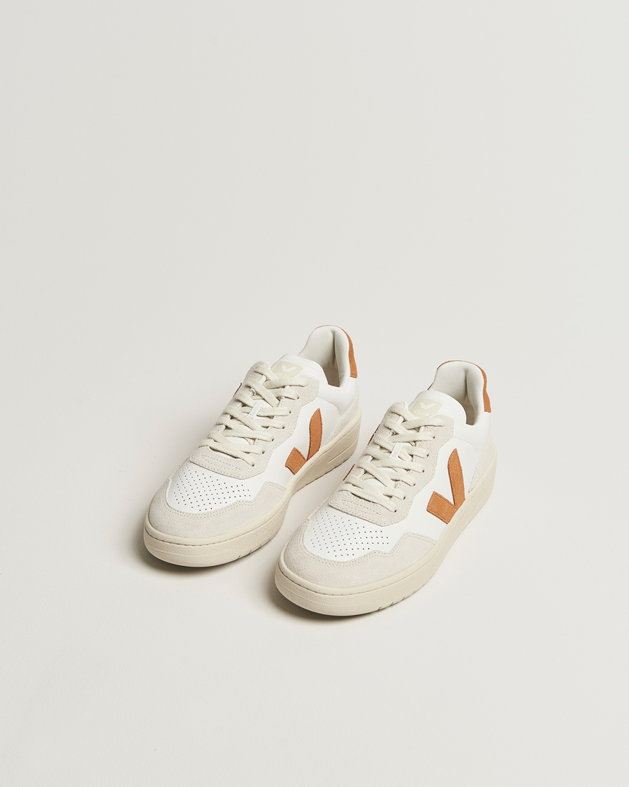 Herre | Sneakers | Veja | V-90 Sneaker Extra White/Umber