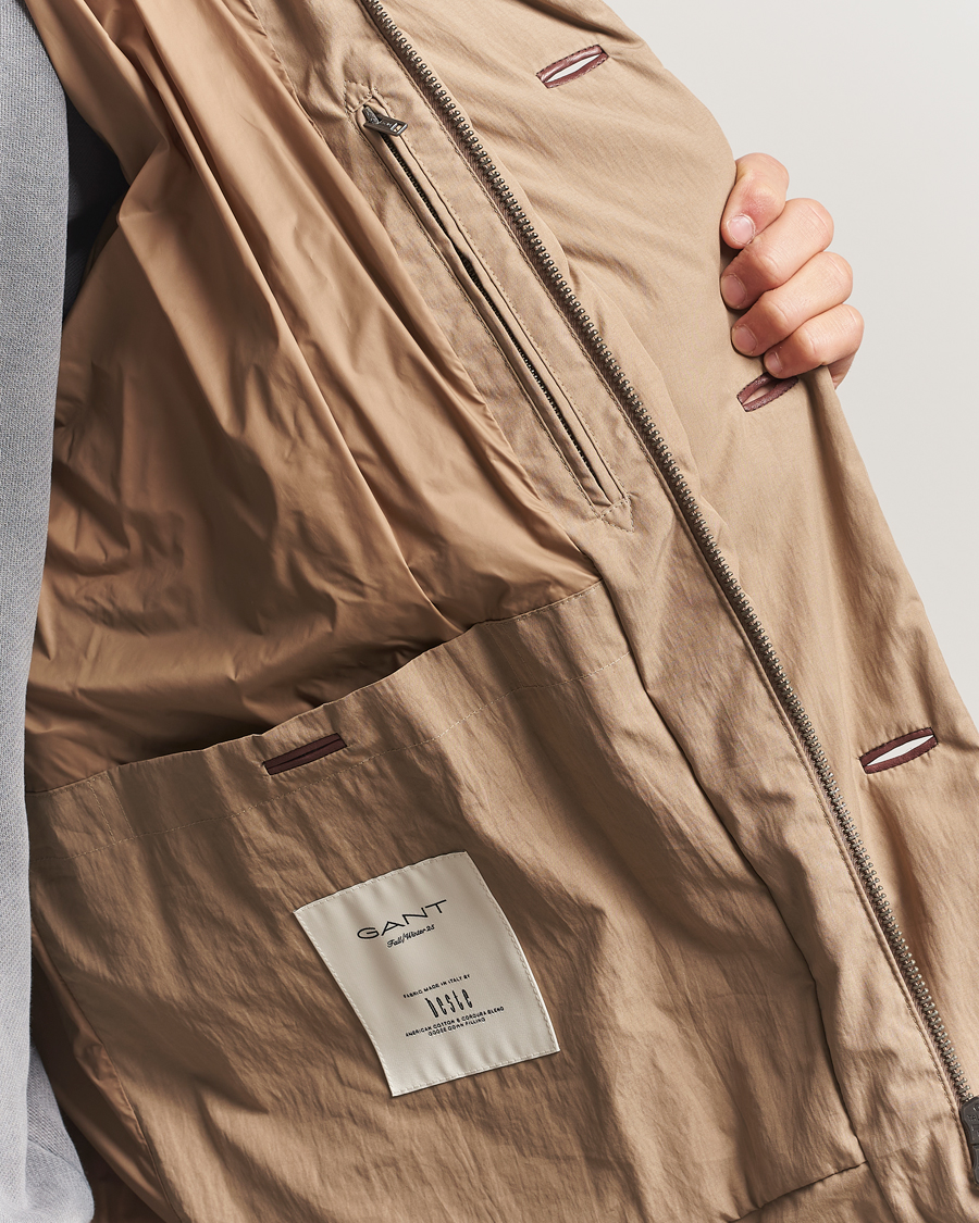 Herre | Jakker | GANT 240 Mulberry Street | Cotton Down Hooded Jacket Carmel Beige