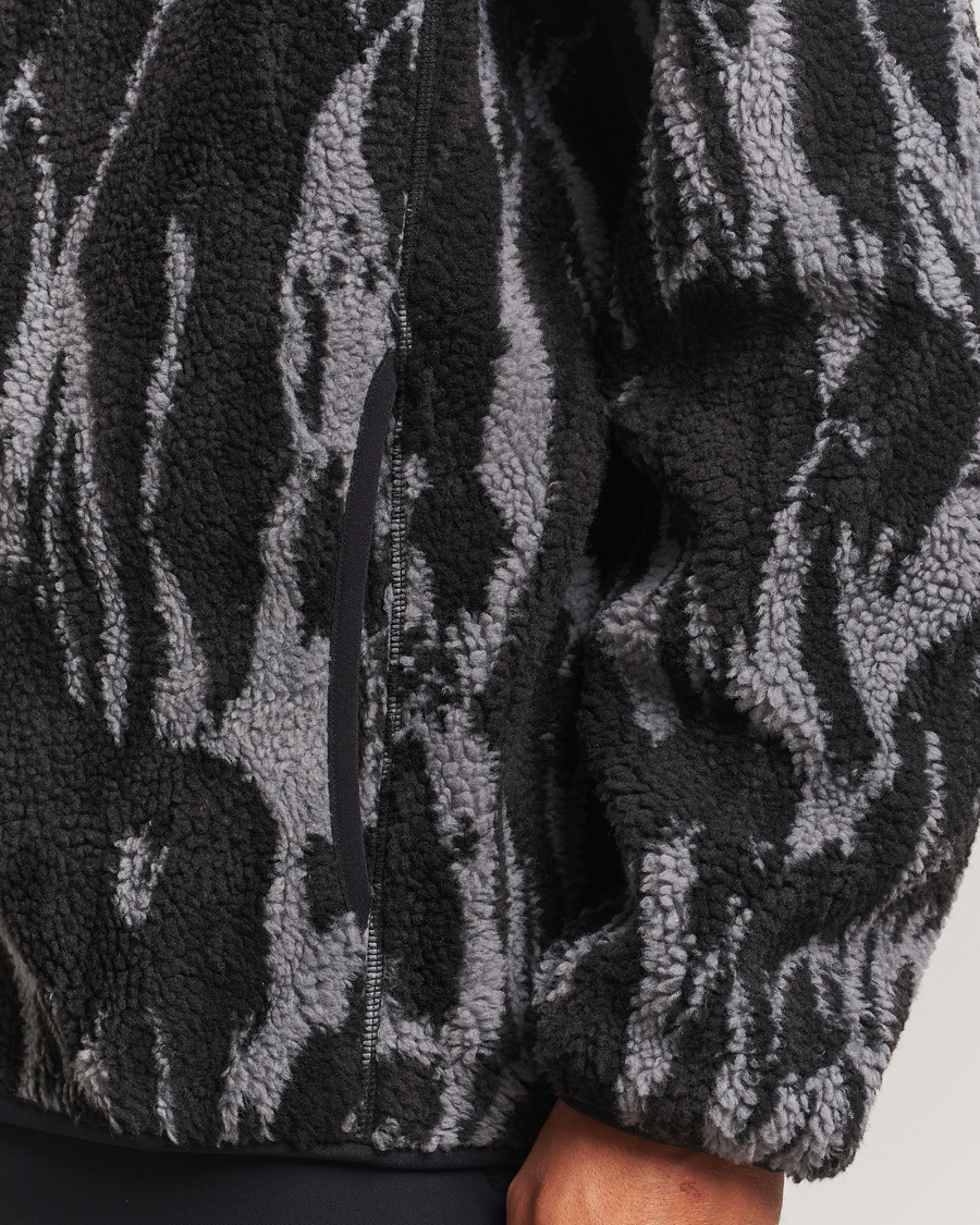 Herre | Trøjer | Peak Performance | Graphic Heavy Pile Full Zip Winter Shard