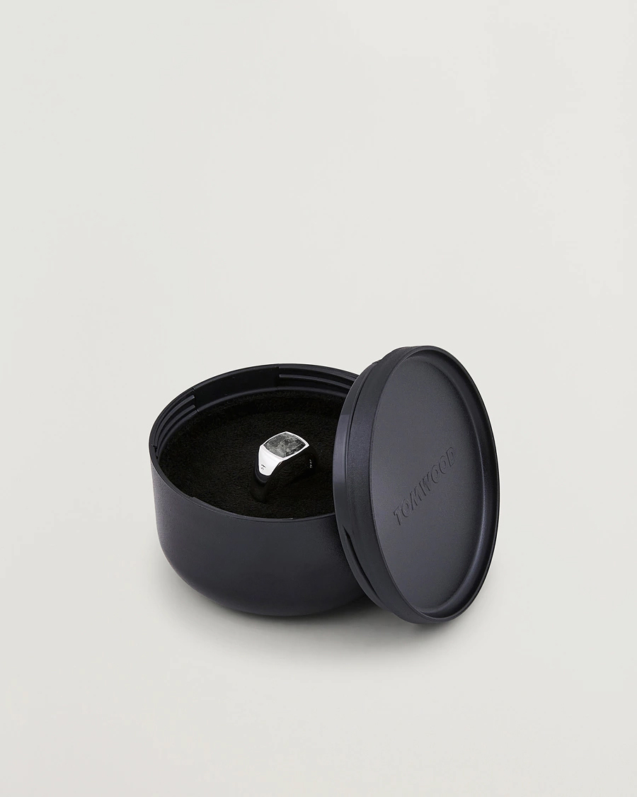 Herre | Smykker | Tom Wood | Kay Ring Black Larvikite
