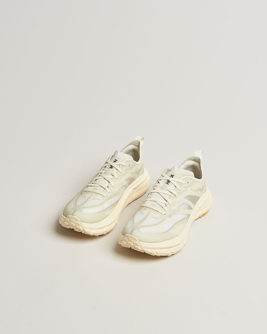 Herre | Sneakers | Hoka | One Mafate Speed 4 Lite Truffle Salt/Vintage Yellow