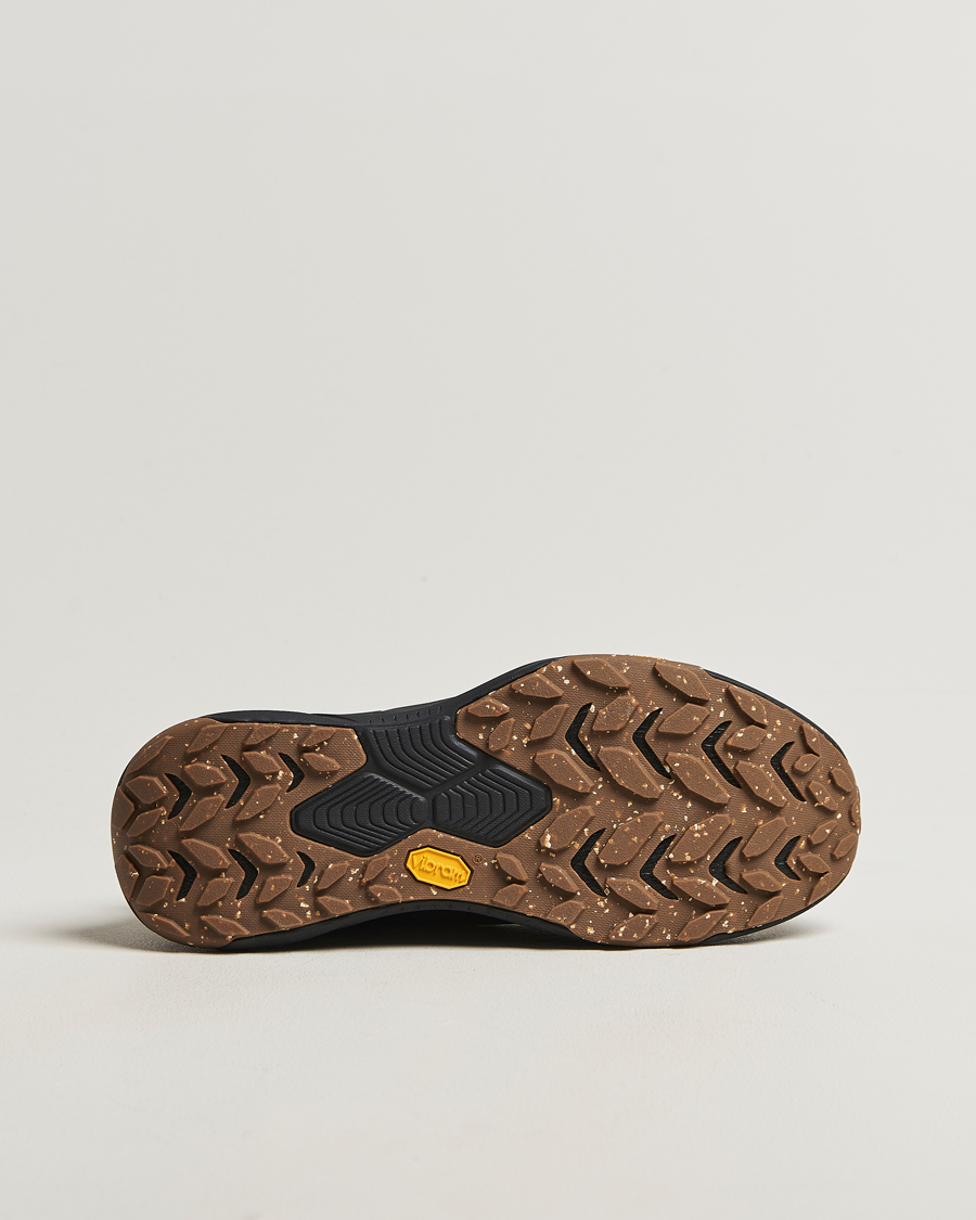 Herre | Trail Sneakers | Hoka | One One Project Transport Carbon/Black