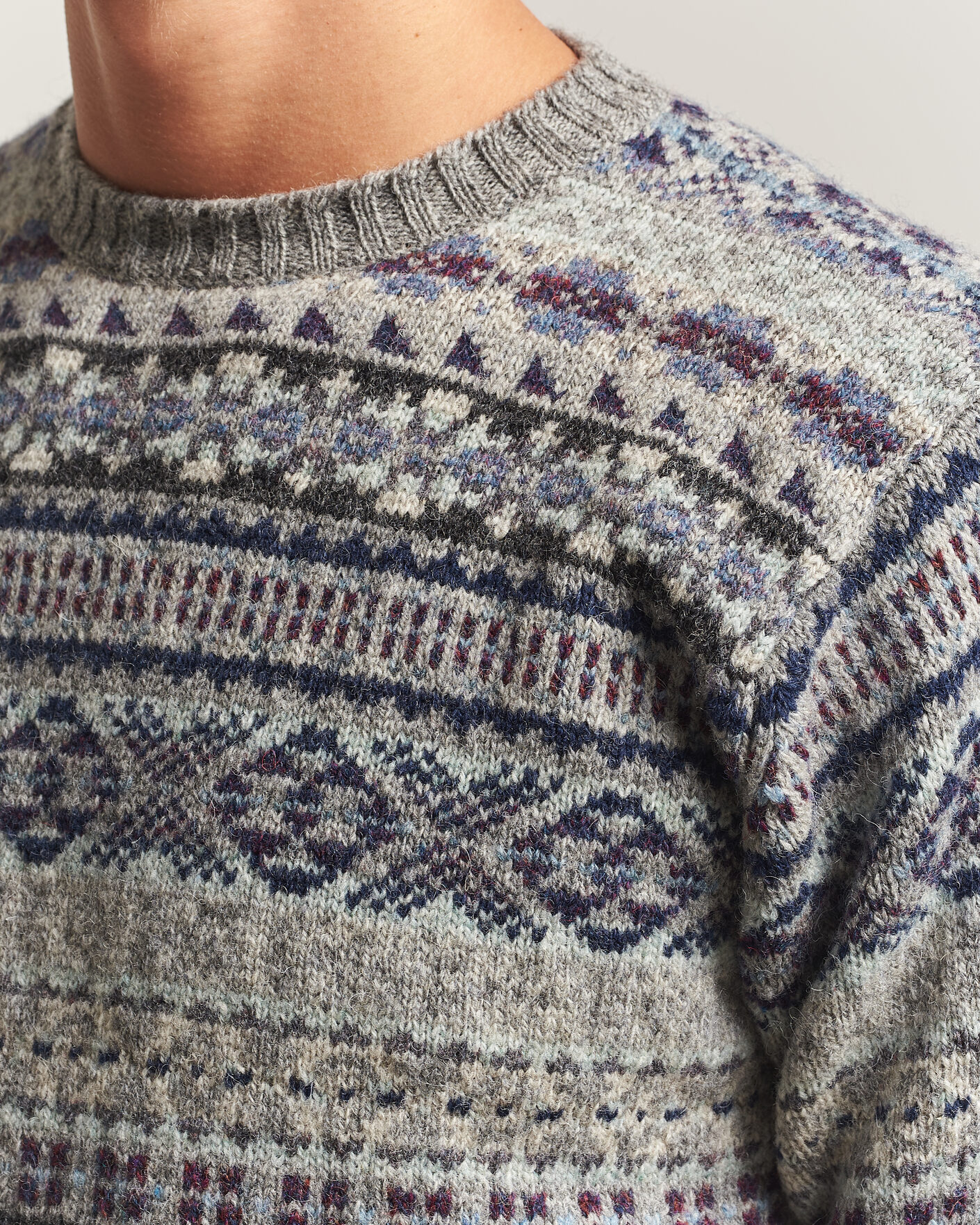 Herre | Trøjer | Jamieson's of Shetland | Jamiesons Of Shetland All Over Fair Isle Pullover Crew Neck Light Grey