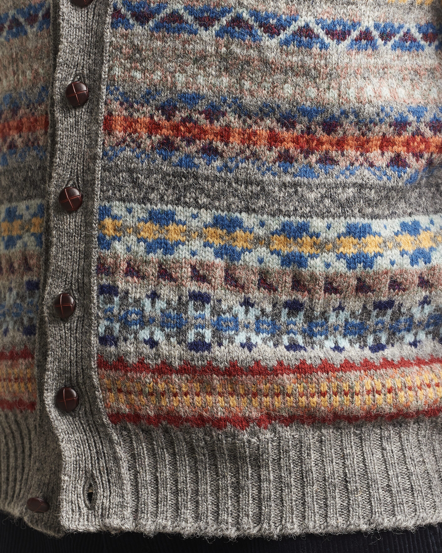 Herre | Trøjer | Jamieson's of Shetland | Jamiesons Of Shetland All Over Fair Isle Waistcoat Grey
