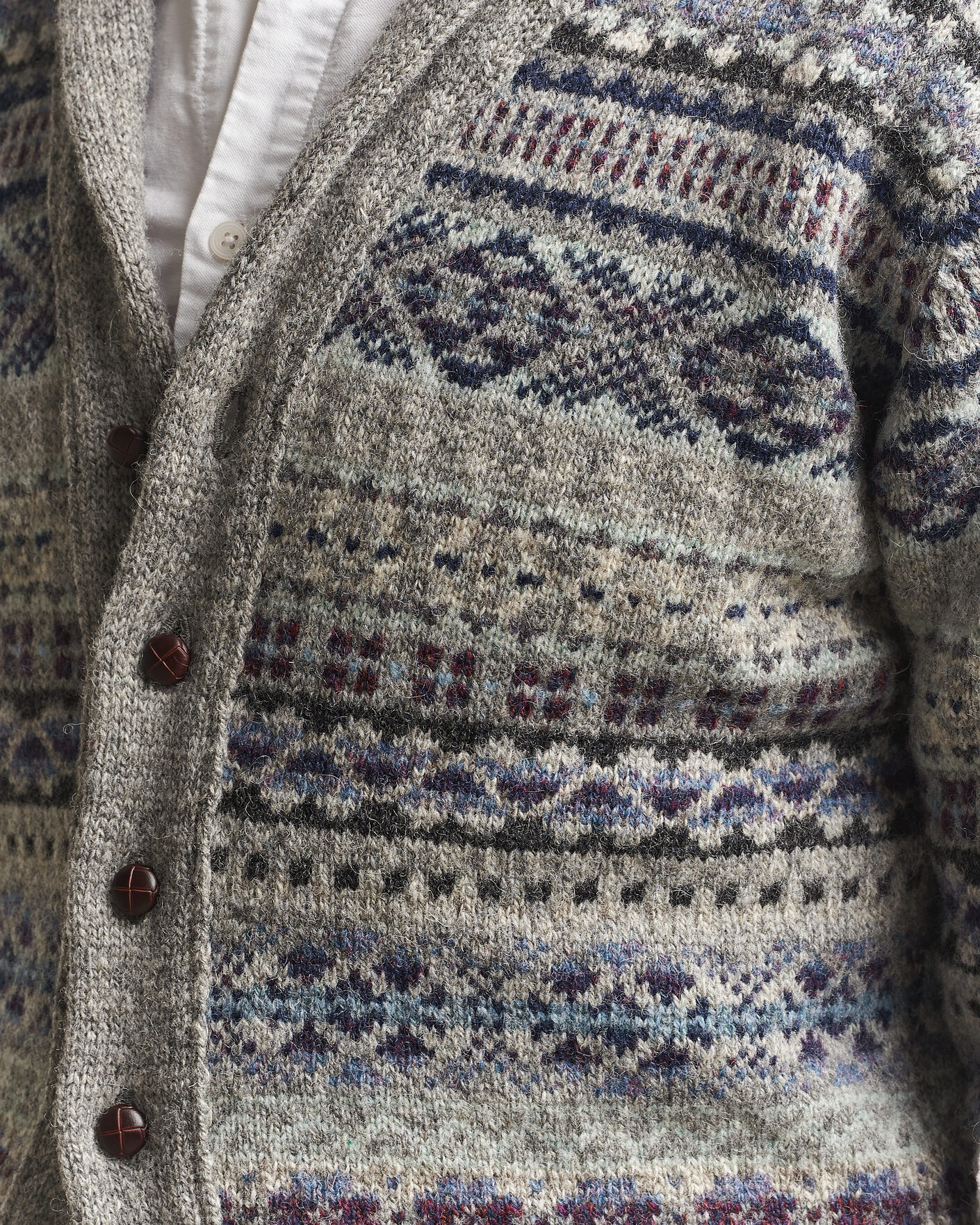 Herre | Trøjer | Jamieson's of Shetland | Jamiesons Of Shetland All Over Fair Isle Shawl Collar Cardigan Grey