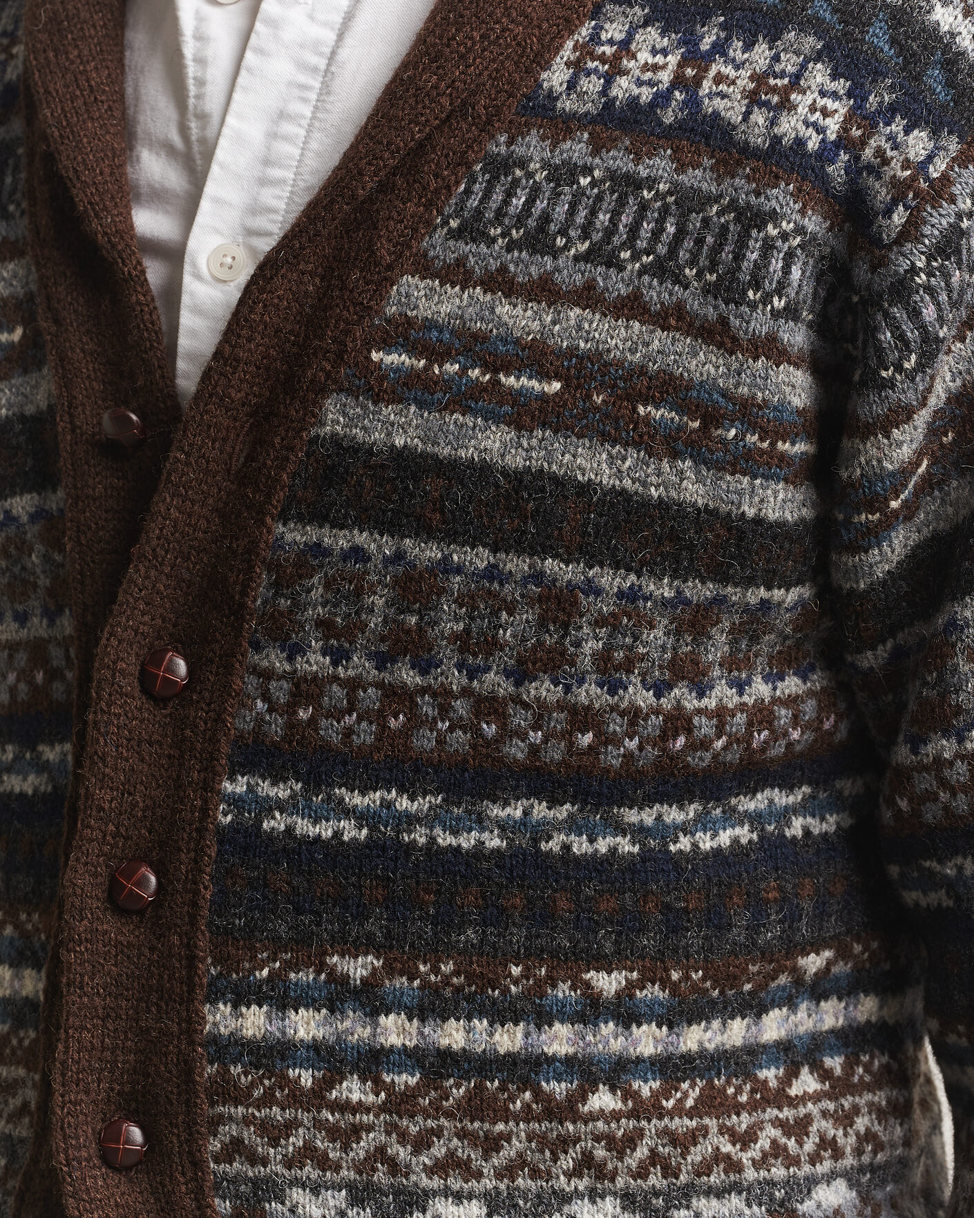 Herre | Trøjer | Jamieson's of Shetland | Jamiesons Of Shetland All Over Fair Isle Shawl Collar Cardigan Brown