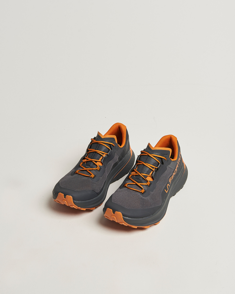 Herre | Trail Sneakers | La Sportiva | Prodigio Trail Run Sneakers Carbon/Marmalade