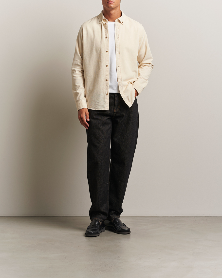 Herre | Skjorter | LES DEUX | Konrad Pinwale Corduroy Shirt Ivory