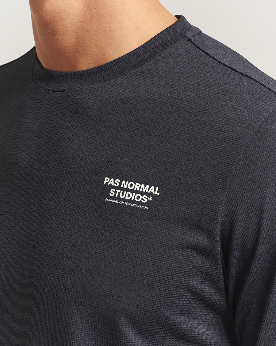 Herre | T-Shirts | Pas Normal Studios | Balance T-Shirt Black