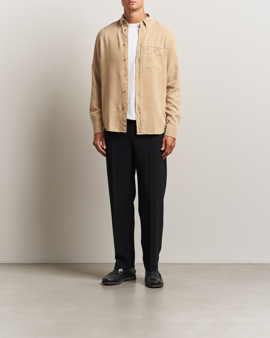 Herre | Skjorter | Filippa K | Zachary Lyocell Shirt Latte Beige