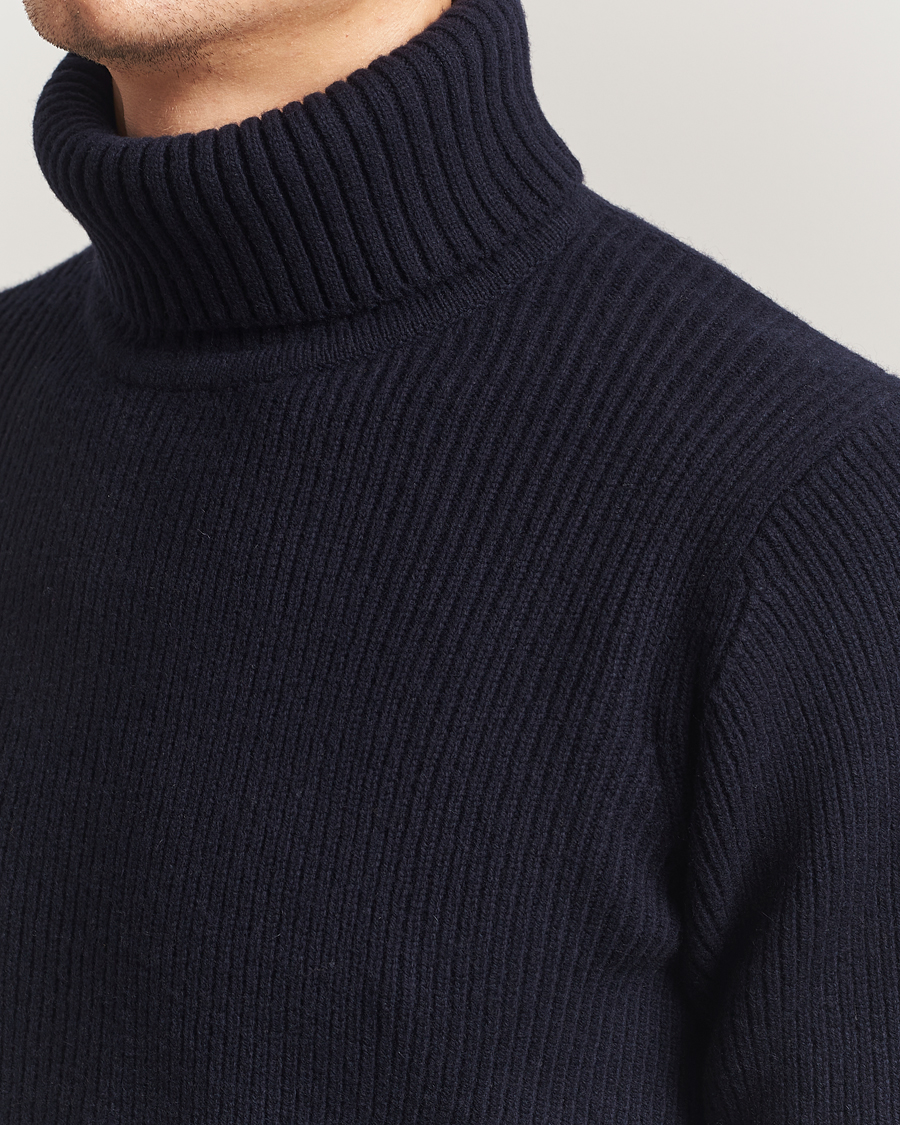 Herre | Trøjer | Charles Tyrwhitt | Chunky Merino Roll Neck Navy