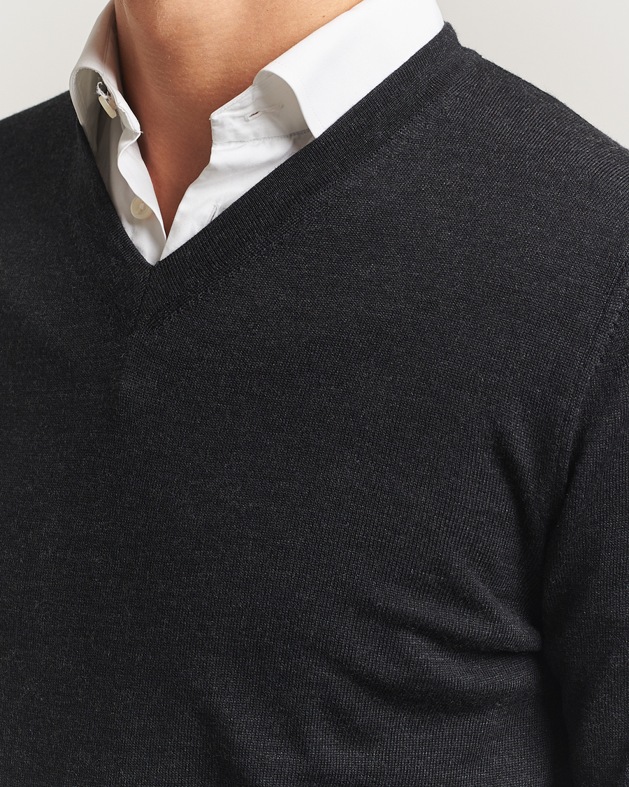 Herre | Trøjer | Charles Tyrwhitt | Pure Merino V-Neck Jumper Dark Charcoal