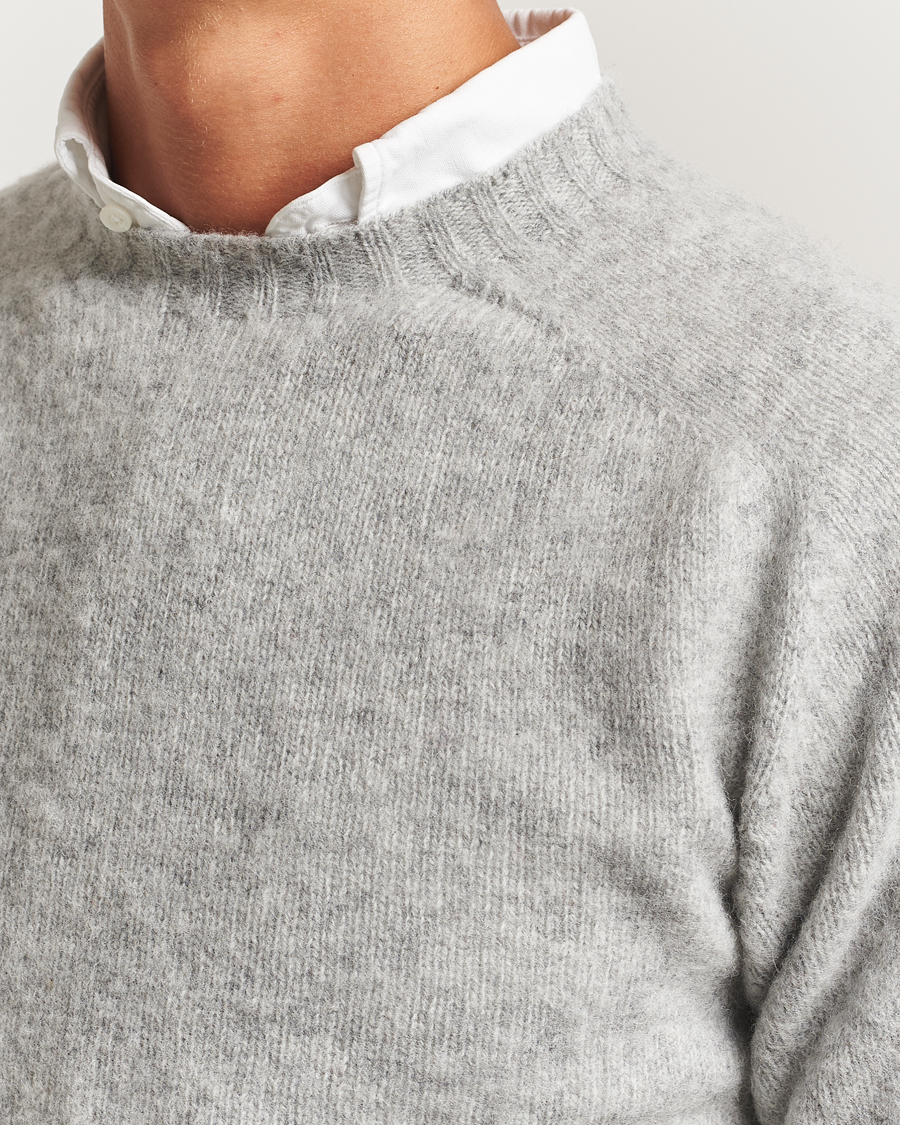 Herre | Trøjer | Drake's | Brushed Shetland Crew Grey