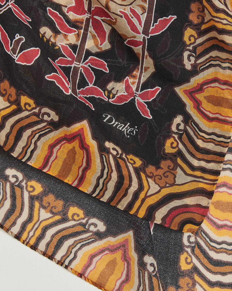 Herre | Drake's Tiger Bandana Black | Drake's | Tiger Bandana Black